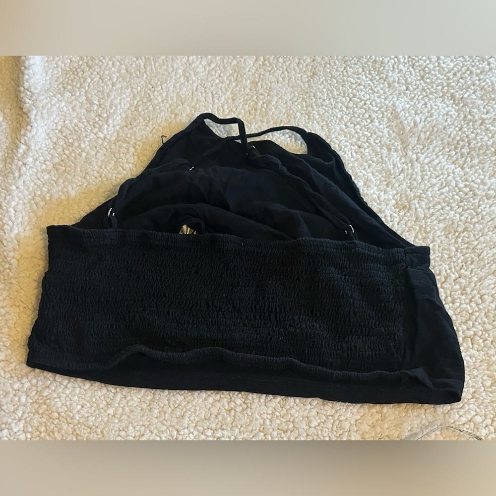 Messy Bun Just Chillin Women’s Black with Floral Crop Top Size Large - Picture 5 of 7